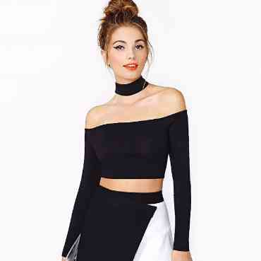 Áo trễ vai Croptop màu đen tay dài