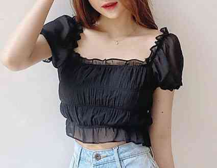 Áo croptop trễ vai