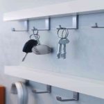 GIÁ TREO TƯỜNG/CÁNH CỬA TJUSIG IKEA – ĐEN