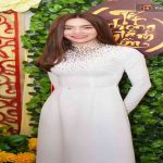 Gửi đến bạn 4 mẫu đồng phục áo dài cổ tròn đính cườm sang chảnh