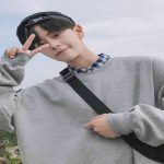 Áo sơ mi nam Hàn Quốc phối với trang phục gì để thật nổi bật?