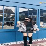 Chân váy da mặc với áo gì đẹp nhất, hack dáng nhất