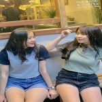Học ngay cách mix đồ với áo thun có cổ nữ cực cá tính và xinh xắn