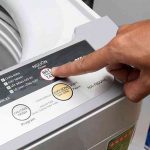 Bật Mí Cách Giặt Áo Vest Bằng Máy Giặt Và Bằng Tay Không Bị Nhăn