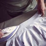 Bật Mí Cách Ủi Quần Áo Không Nhăn, Nhanh, Phẳng Đẹp Trong Nháy Mắt