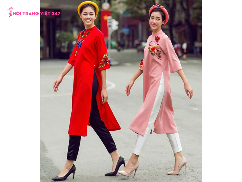 cach-tao-dang-voi-ao-dai-cach-tan-tu-the-di-chuyen-thoitrangviet247