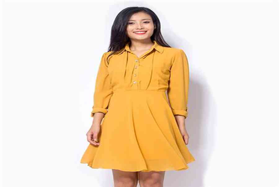 Những mẫu đầm công sở mùa hè màu vàng đang được ưa chuộng