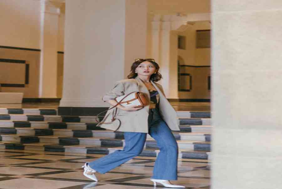 Mê mẩn 20 cách phối đồ với quần Jean ống rộng cho các nàng