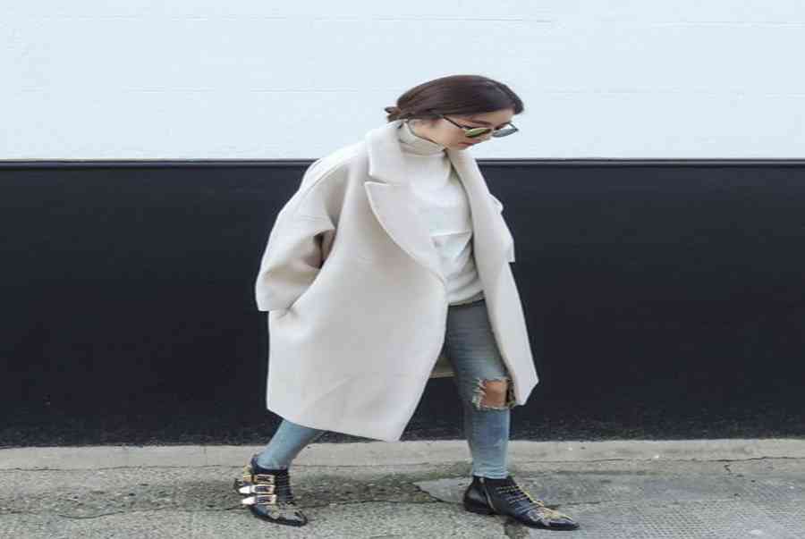 Những cách mix đồ Thu Đông vừa trendy vừa ấm áp của con gái Hàn Quốc