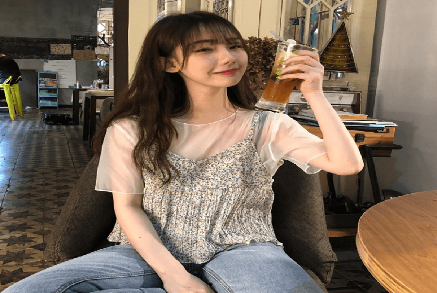 Cao tay với phong cách áo lưới, ren trong suốt gợi cảm