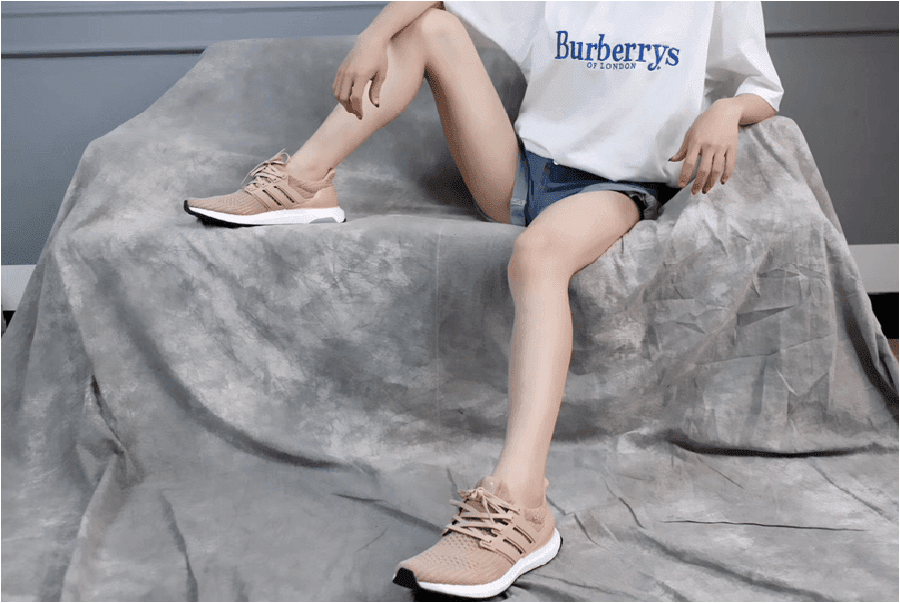 Hướng dẫn lên đồ ‘ON FEET’ Với những đôi giày ULTRA BOOST NAM & NỮ – 1Sneaker