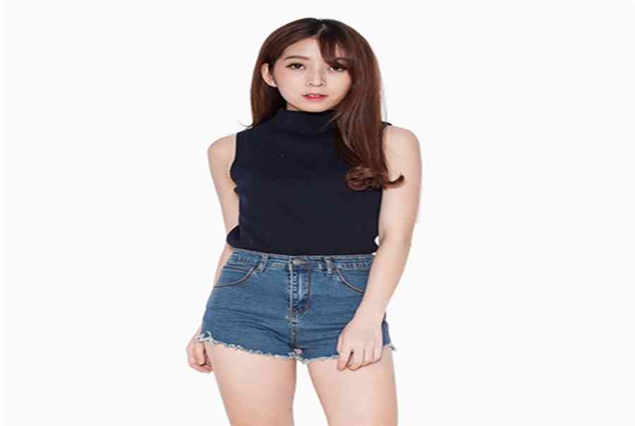 Biến hóa cùng những chiếc áo thun cổ lọ nữ Hàn Quốc đẹp nhất 2022