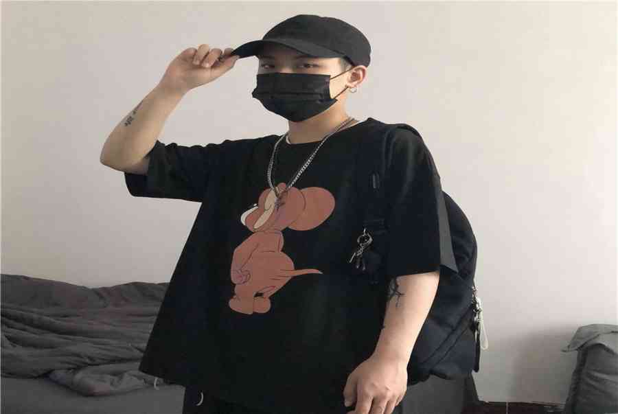 Tips phối đồ form rộng, áo thun tay lỡ và quần cực chất – Yinxx