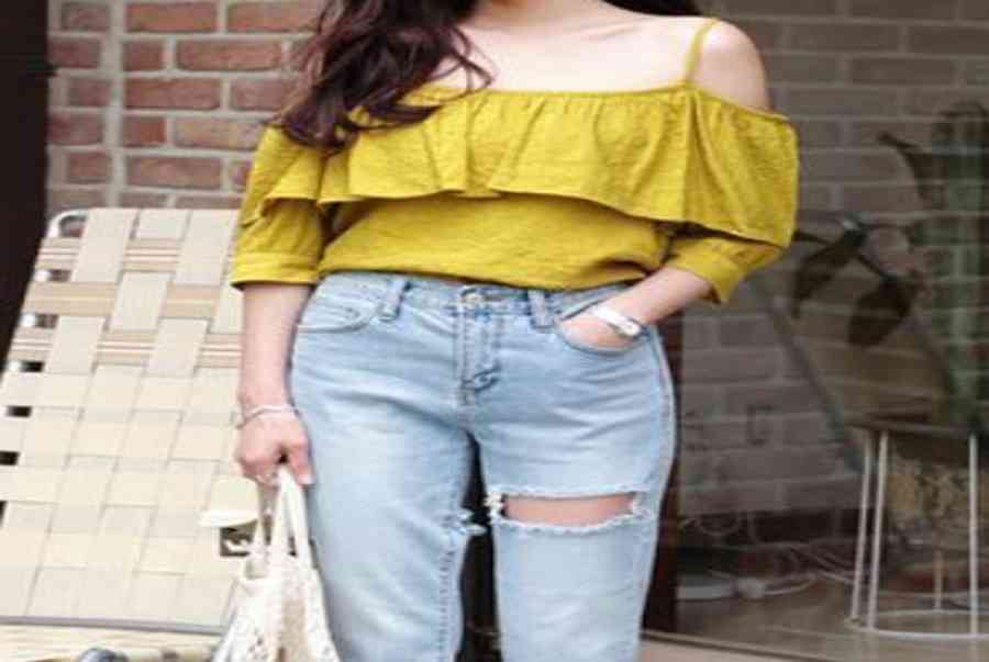 [Top] 10 Mẫu Áo Trễ Vai Cho Nữ Đang Được Yêu Thích Hiện Nay