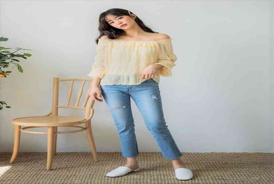 “Bật Mí” 20+ Cách Phối Đồ Với Áo Trễ Vai “Dịu Dàng – Quyến Rũ” | Thoitrangviet247