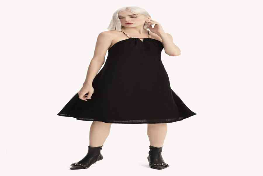 Những mẫu đầm dài qua gối dễ thương làm chị em mê mẩn khó cưỡng