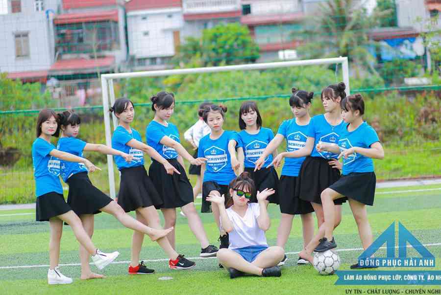 8 mẫu trang phục chụp ảnh kỷ yếu hot nhất năm 2021