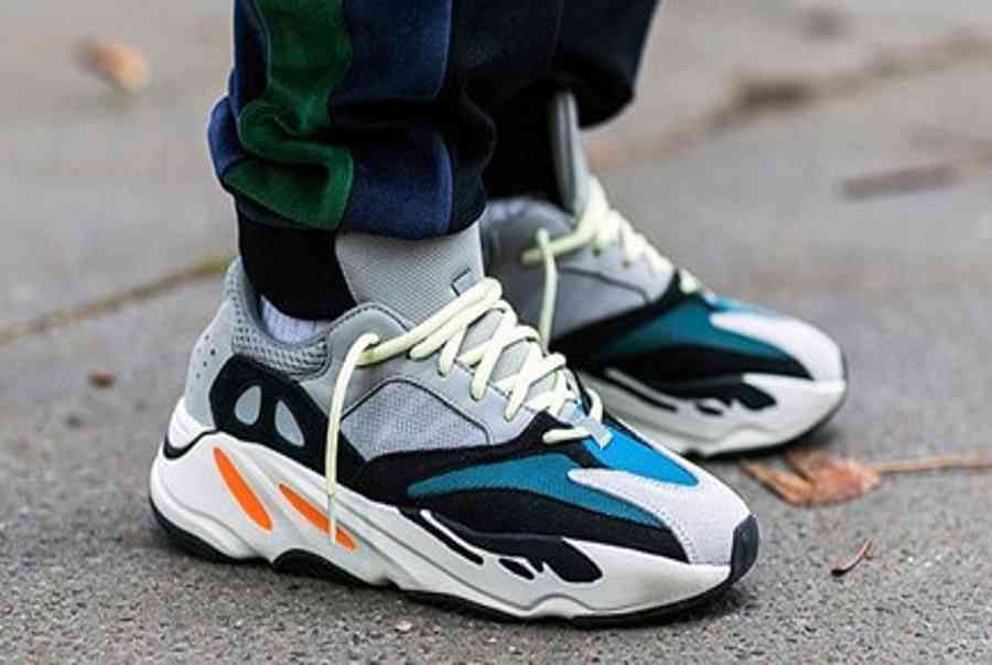 +10 cách phối đồ Yeezy 350 & Yeezy 700 ấn tượng nhất 2020