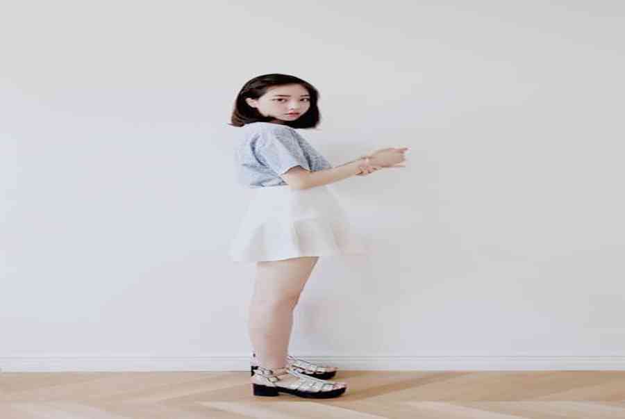 Tóc ngắn mặc váy gì hợp? Cách phối đồ cho cô nàng tóc ngắn thời thượng