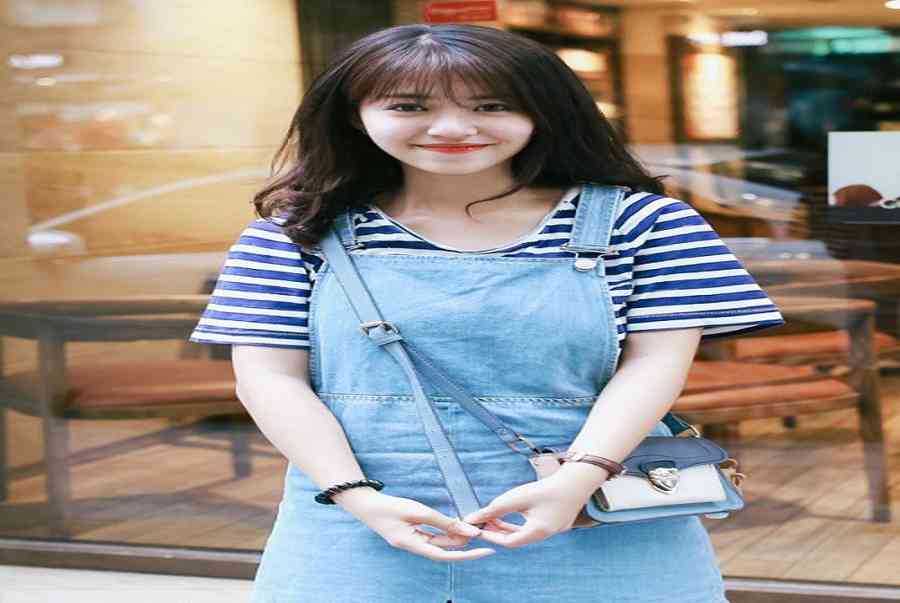 Những lỗi phối đồ với váy yếm khiến bạn tăng cân như chiếc ‘bao tải’