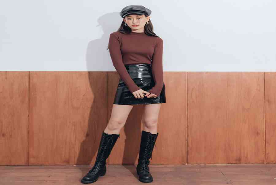 Bỏ túi 9 cách mix đồ mùa đông với chân váy vừa ấm áp vừa hợp thời trang