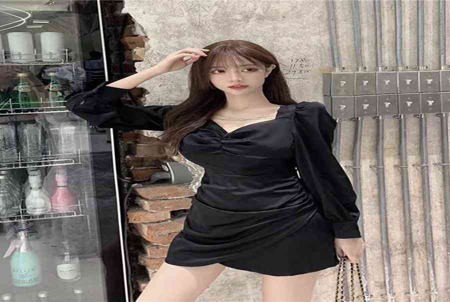 Phối đồ cá tính nữ với những bộ đồ đen cực chất 2020 | Thoitrangviet247