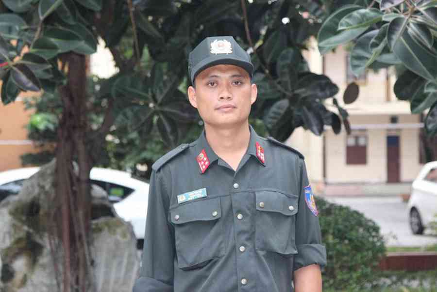 Chuyện về đại úy CSCĐ muốn cởi áo giáp khoác cho gã giang hồ thành Vinh ôm lựu đạn cố thủ