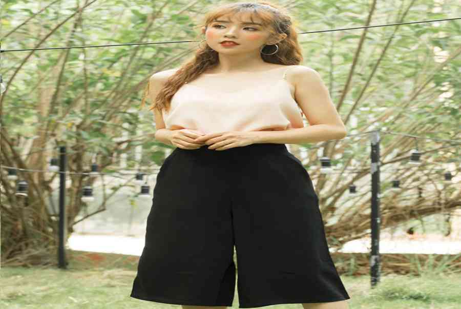 Màu đen kết hợp với màu gì HƯỚNG DẪN lên đồ với SẮC ĐEN