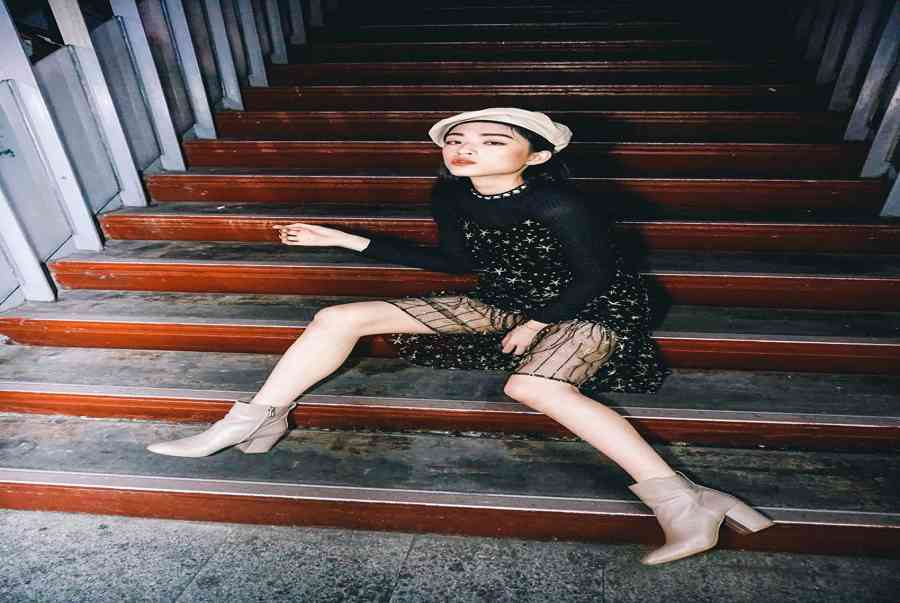 Làn da ngăm đen nên mặc váy màu gì? Top 5 màu dành cho da ngăm