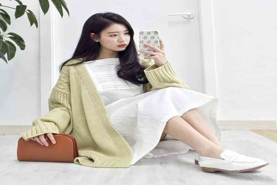 Mix đồ với áo khoác len dáng dài sao cho chuẩn | Thoitrangviet247