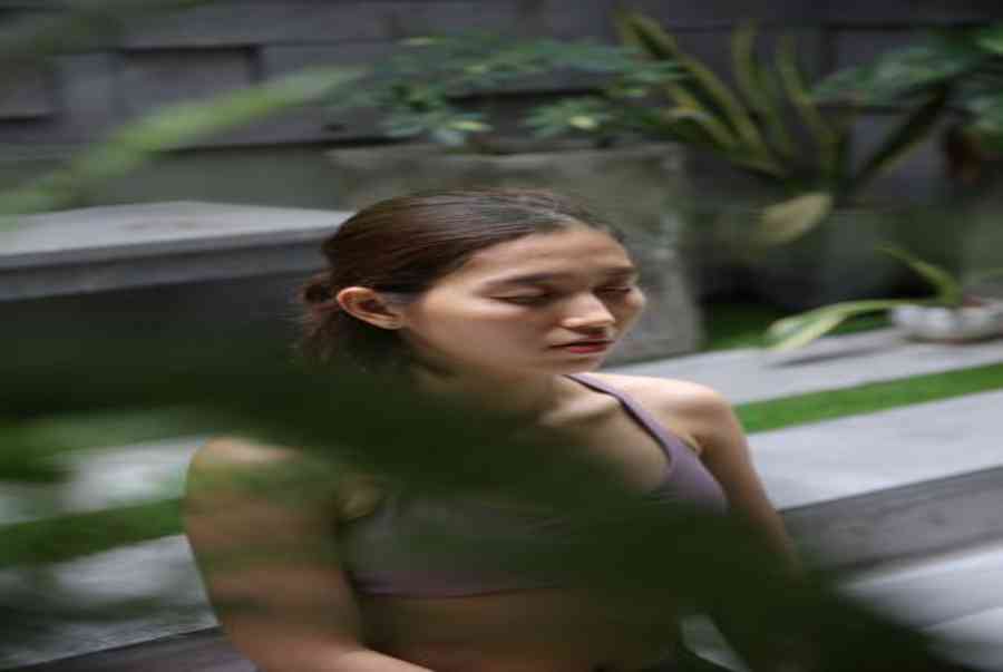 Hướng dẫn các bài tập thở đơn giản cho người mới tập yoga • purna