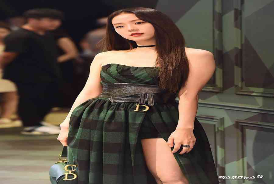 So kè độ cưng chiều của Dior với 3 đại sứ thương hiệu