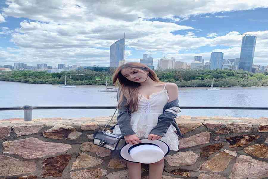 cách tạo dáng chụp ảnh với đồ ăn – https://thoitrangviet247.com