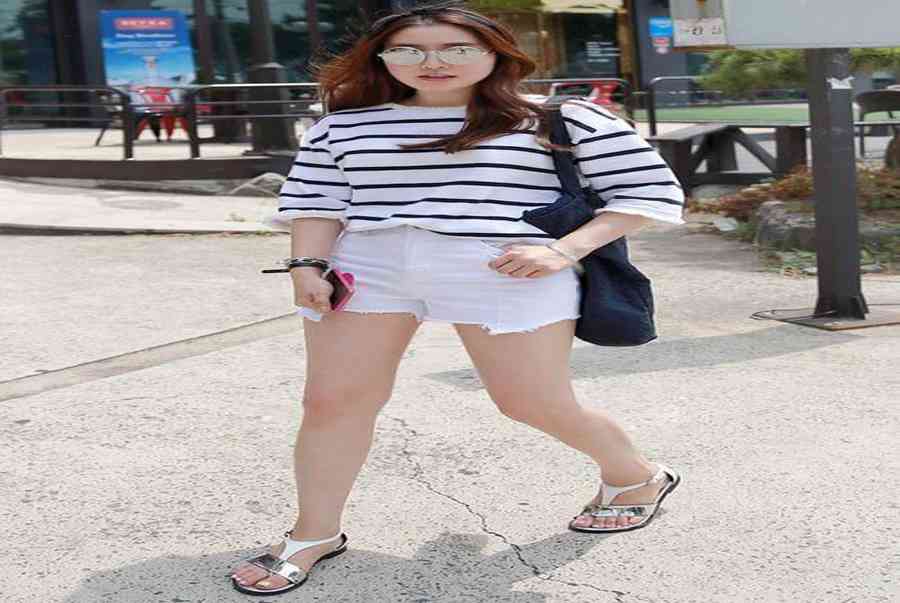 Gợi Ý 5+ Cách Phối Đồ Nữ Cao 1M70 Mặc Gì? Nữ Cao 1M60 Nên Mặc Gì – https://thoitrangviet247.com