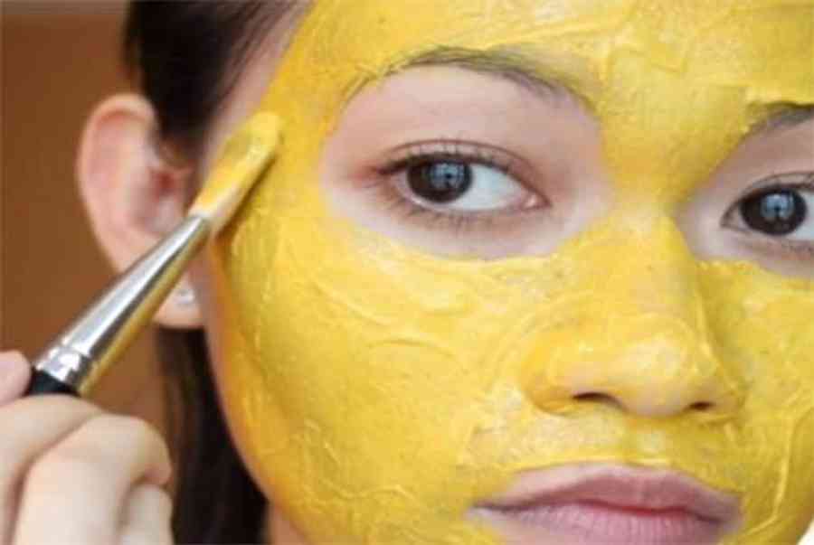 Cách đắp mặt nạ tinh bột nghệ đúng chuẩn cho bạn gái