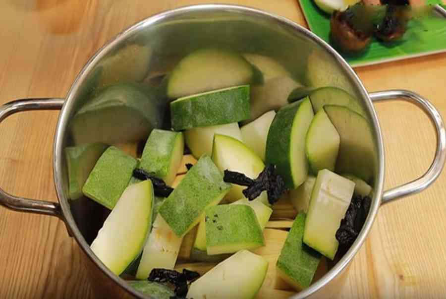 Cách nấu trà bí đao táo đỏ