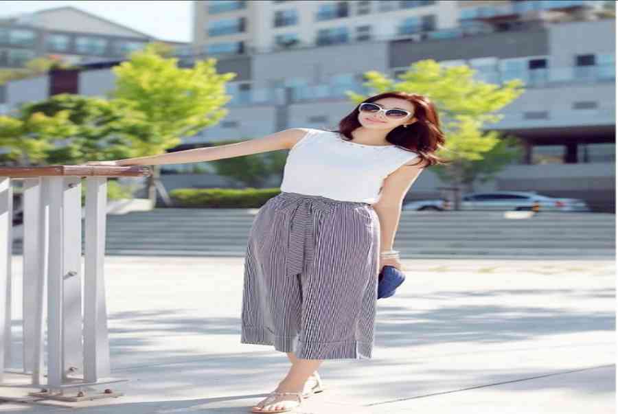 Quần ống rộng xếp ly thì mặc với áo gì để cho nàng thêm xinh?
