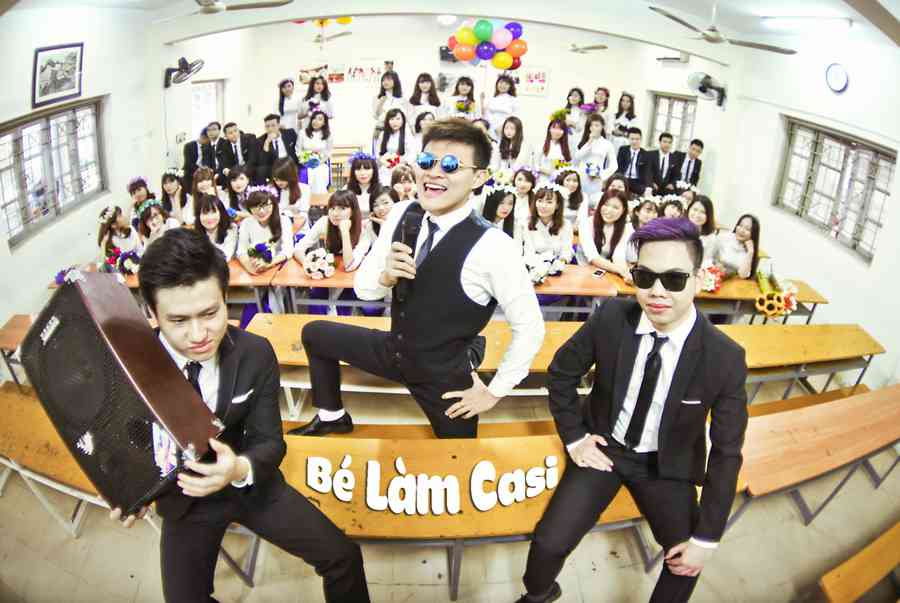 Trang phục chụp ảnh kỷ yếu