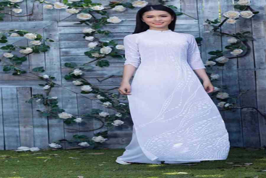Chọn vải may áo dài học sinh bao nhiêu tiền? Các loại vải gấm, lụa, phi bóng trắng tại shop MuaBanNhanh | Thoitrangviet247