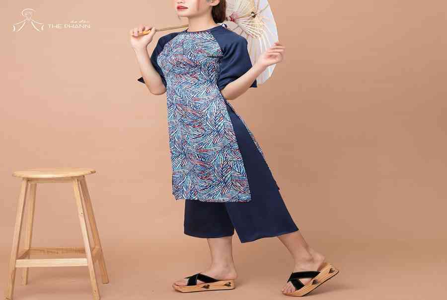 Bật mí cách mặc áo dài đẹp hợp với dáng người gầy